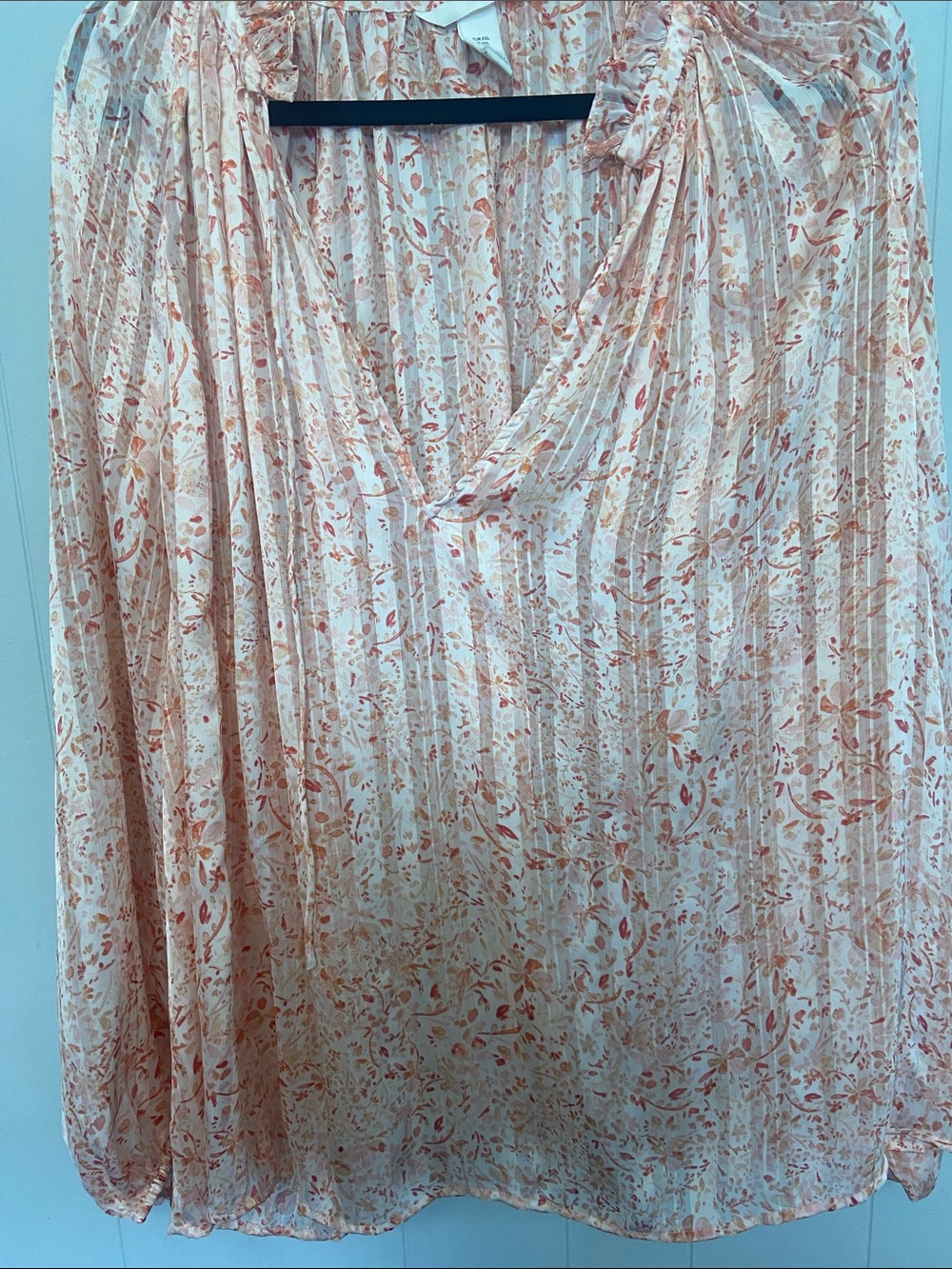 Sheer Floral Long-Sleeve Blouse in Peach & Cream. XXL
